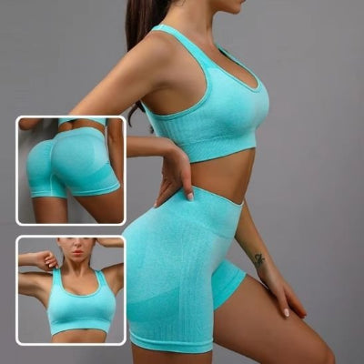 Tenue yoga vert clair avec short